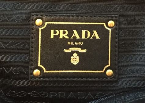 prada bag authentication.